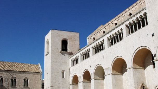 Собор святого Николая в Бари в Апулии