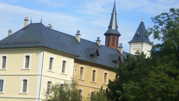 Картезианский монастырь Плетерье в Шмарьешке Топлице