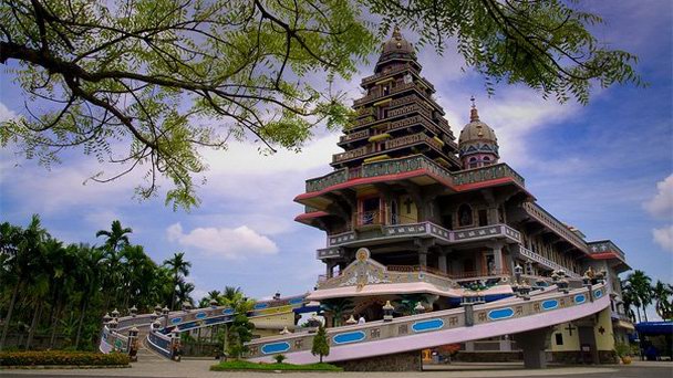 Церковь Пресвятой Девы Марии на Суматре