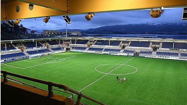 Стадион «Колор Лайн» в Мёре-ог-Ромсдале