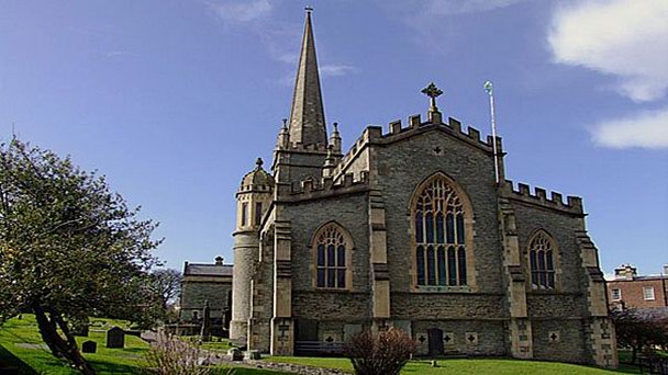 Собор святого Колумбы в Северной Ирландии