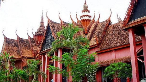 Национальный музей искусств в Пномпене Национальный музей искусств в Пномпене