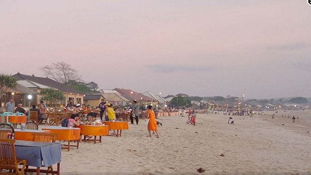 Пляж Джимбаран на Бали