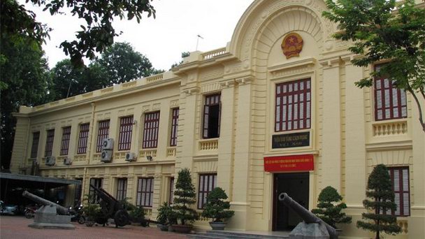 Вьетнамский музей революции в Ханое Вьетнамский музей революции в Ханое