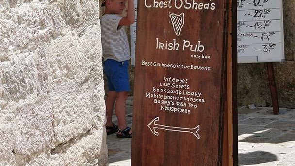 Ирландский паб Chest O`Shea`s на Будванска Ривъере