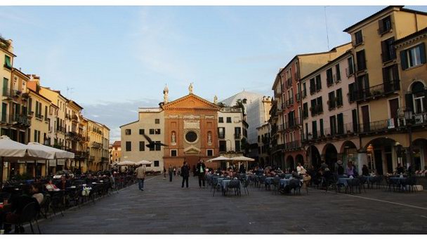 Площадь Синьории в Венето