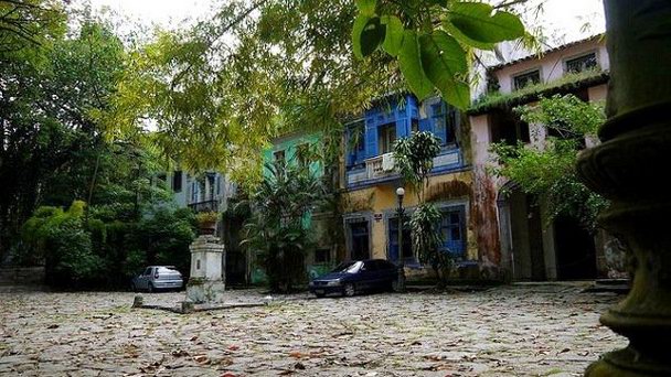 Площадь Boticario в Рио-де-Жанейро