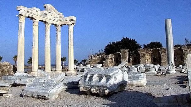 Храмы Аполлона и Афины в Сиде