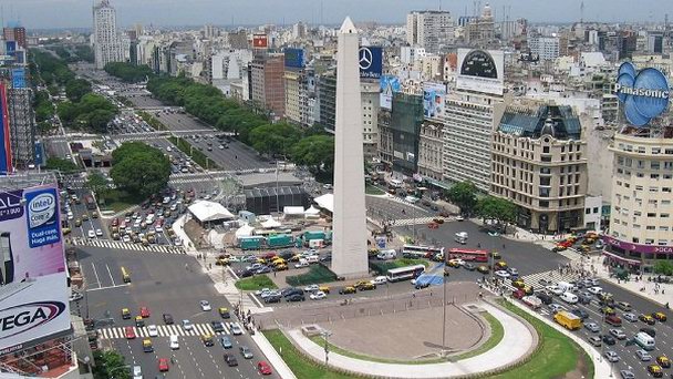 Обелиск в Буэнос-Айресе