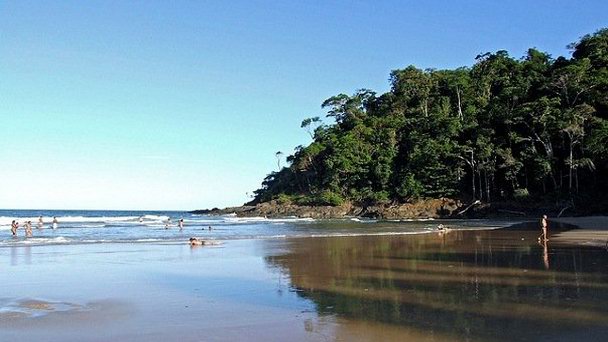 Пляж Ribeira в Итакаре Пляж Ribeira в Итакаре