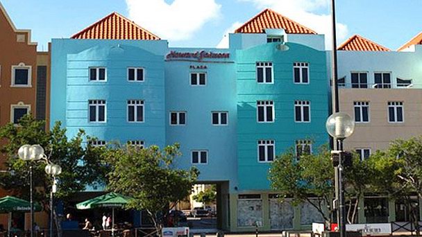 Университет Антильских островов и Гвианы в Кайенне Университет Антильских островов и Гвианы в Кайенне