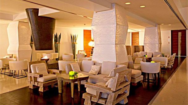 Ресторан Caprice отеля Londa в Лимассоле