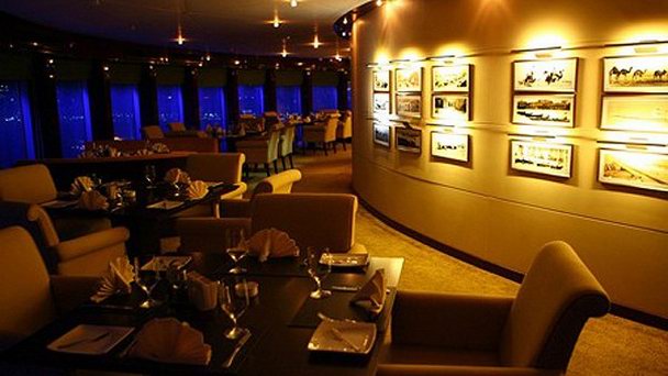 Ресторан Tiara в Абу-Даби