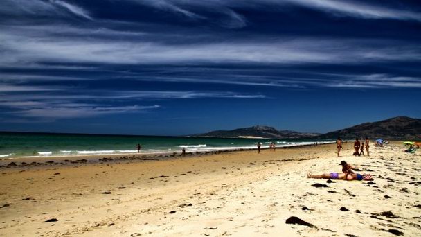 Океанический пляж в Кадисе