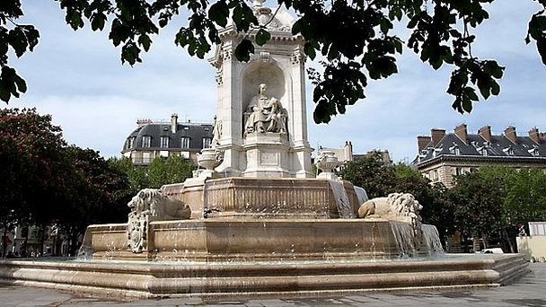 Фонтан Сен-Сюльпис в Париже