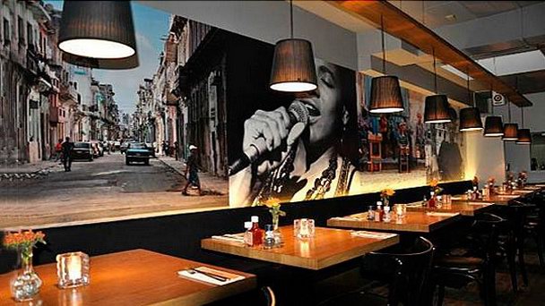 Ресторан Ocho в Амстердаме