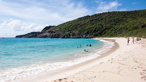 Пляж Гувернер в Сене-Бартелeми Пляж Гувернер в Сене-Бартелeми