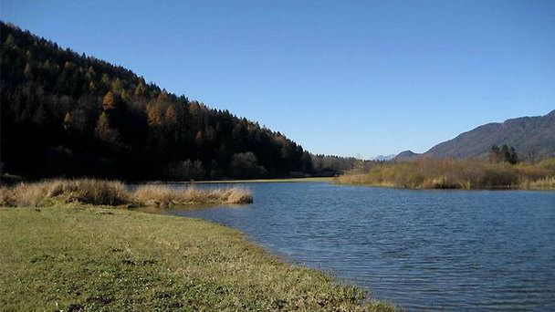 Озеро Ледина в Юлийских Альпах Озеро Ледина в Юлийских Альпах