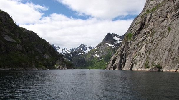 Тролльфьорд в Регионе Фьордов