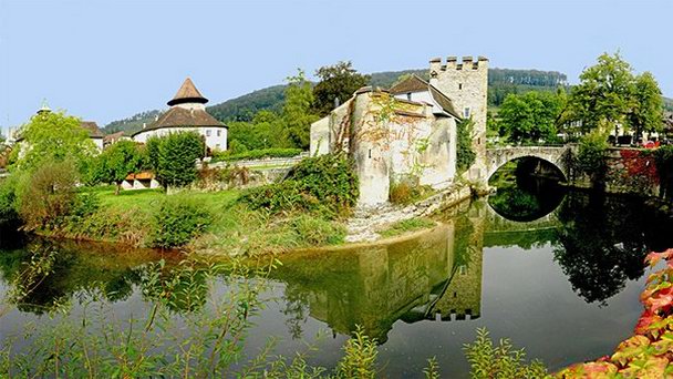 Замок Цвинген в Аргау