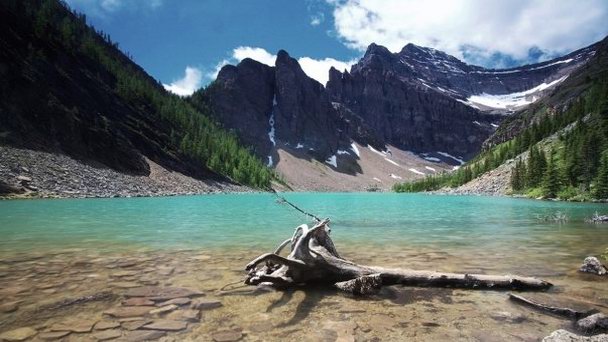 Озеро Агнес в Альберте