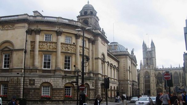 Художественная галерея Victoria Art в Англии