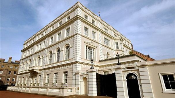 Кларенс-хаус в Лондоне