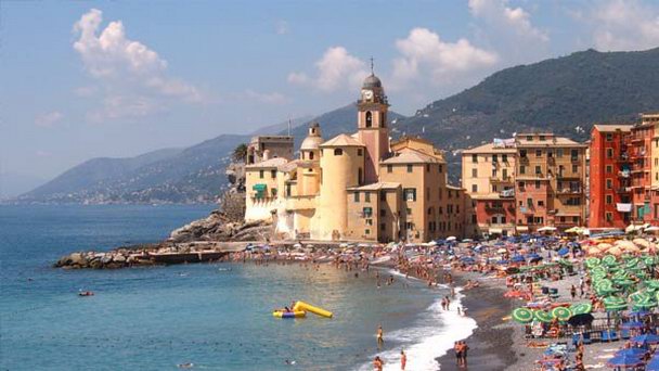 Набережная Камольи в Лигурии Набережная Камольи в Лигурии