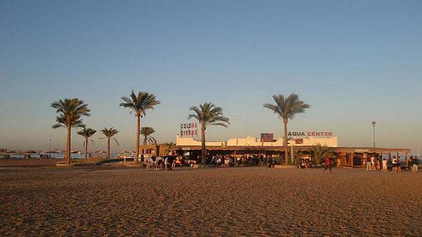 Дайвинг-центр Colona Divers в Хургаде