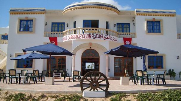 Клуб верховой езды Royal Carriage Club Riding School в Джербе