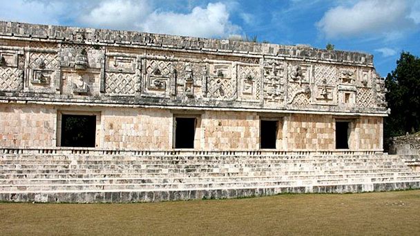 Монастырь «Четырехугольник» на п-ове Юкатан