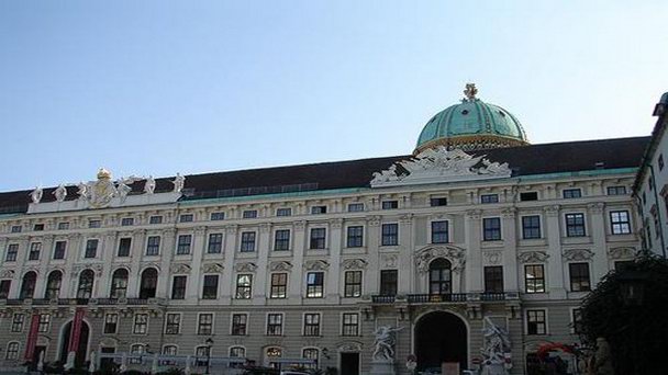 Флигель Леопольда в Вене