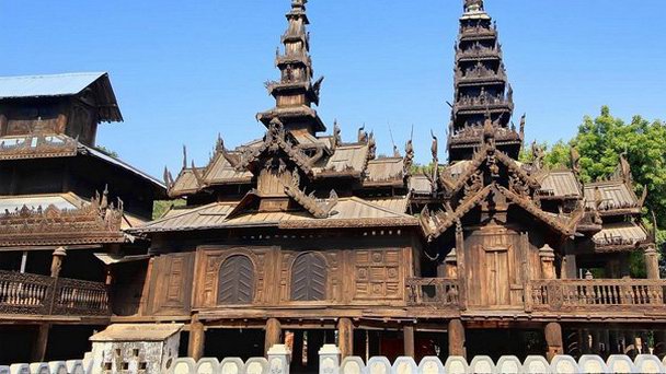 Монастырь Нат Хтаунг Кьяунг в Багане