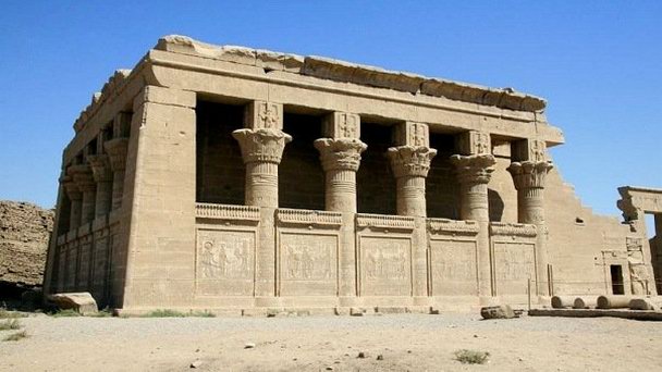 Храм Хатхор в Кене в Луксоре