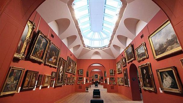 Картинная галерея Далвич в Лондоне