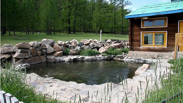 Источник Цэнхэр жигуур в Улан-Баторе