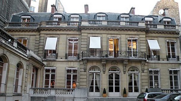 Музей подделок в Париже