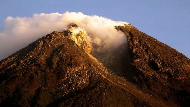 Вулкан Мерапи на Яве