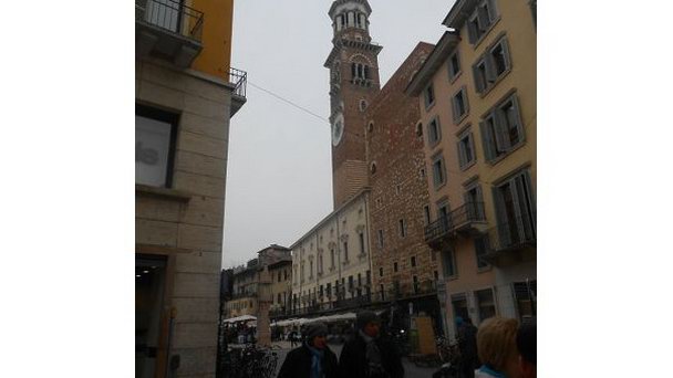 Башня Ламберти в Вероне