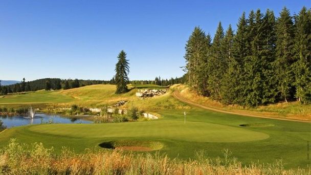 Гольф-клуб Canoe Creek в Британской Колумбии