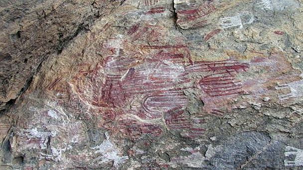 Скалы Чонгони и Арт-центр в Лилонгве Скалы Чонгони и Арт-центр в Лилонгве