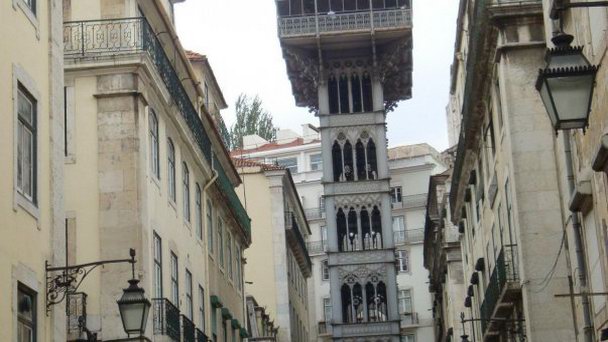 Лифт Санта Хуста в Лиссабоне