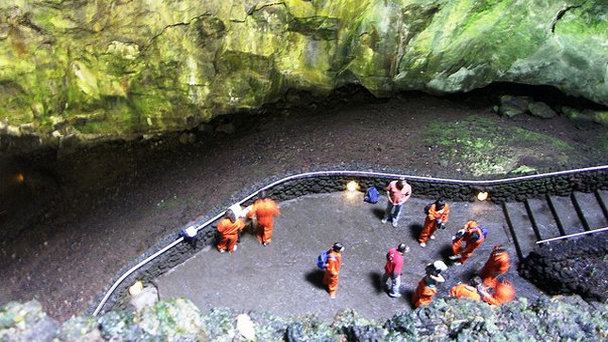 Пещера Алгар ду Карвау на Азорских островах