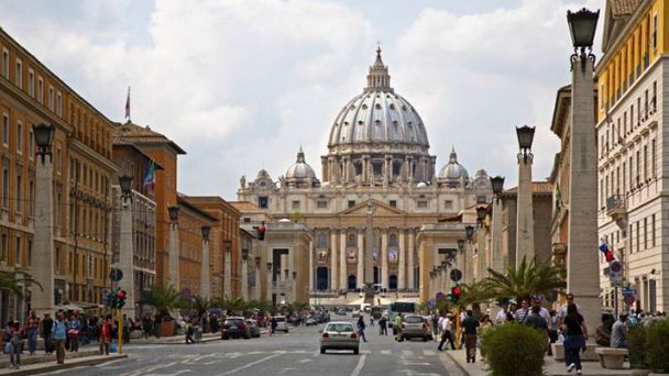 Бульвар Виа делла Кончиалиационе в Риме