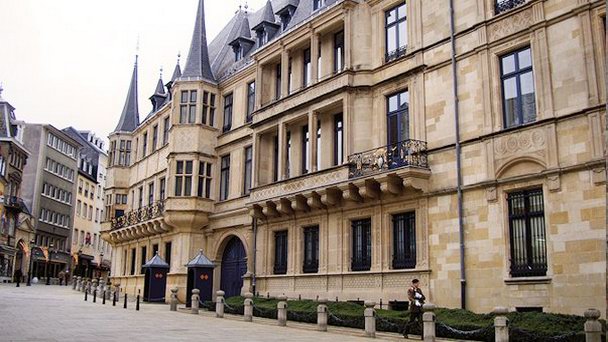 Большой герцогский дворец в Люксембурге