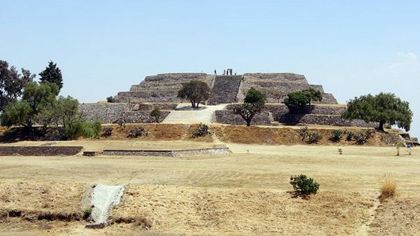 Древние руины Xochitecatl в Тласкале