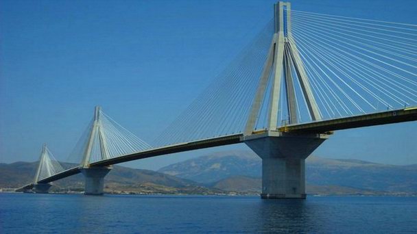 Мост Рио-Антирио на Пелопоннесе