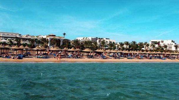 Пляж Яз на Будванска Ривъере