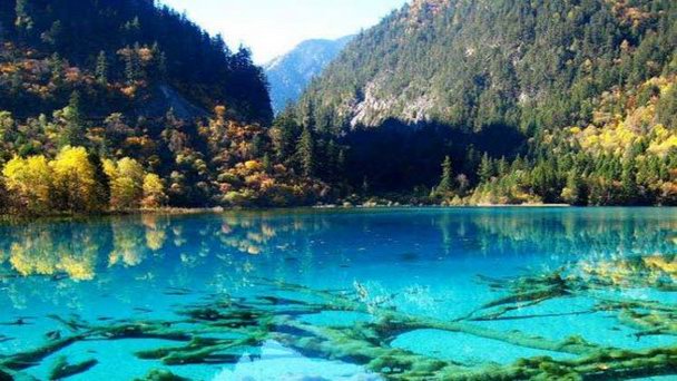 Долина Цзючжайгоу в Сычуане