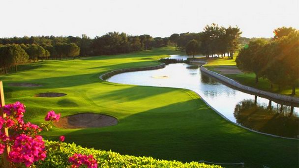 Национальный гольф–клуб в Анталии